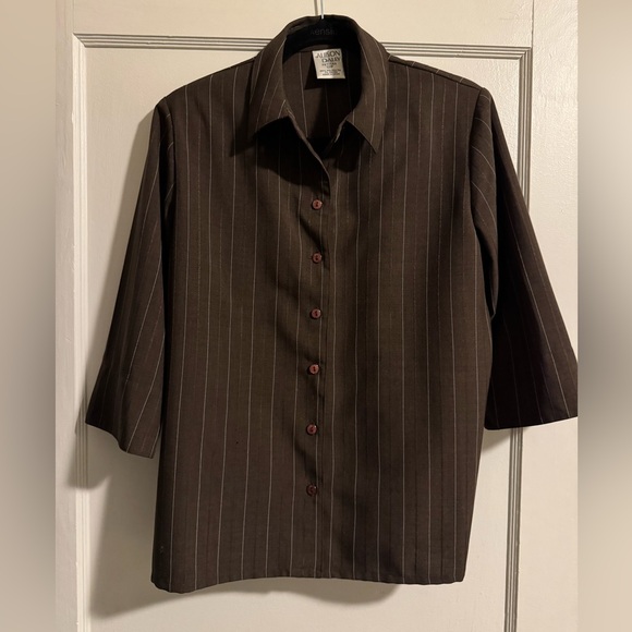 Vintage Women’s button up size 12 p (large) - Picture 1 of 4